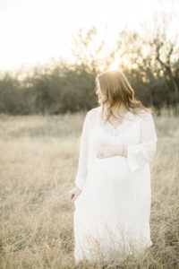 Light and airy maternity photographer | Abilene, Texas